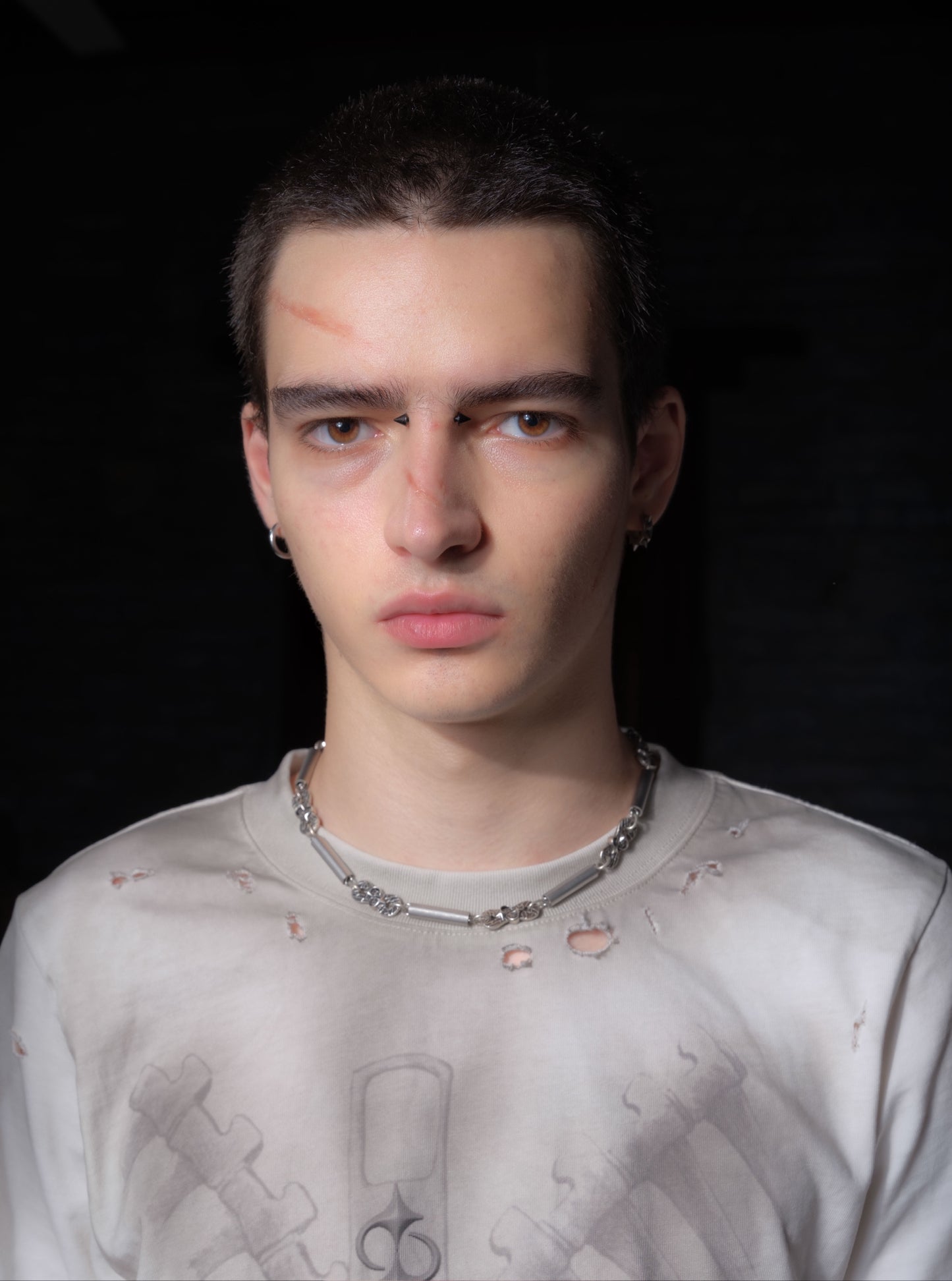 SPARKLE COLUMN NECKLACE