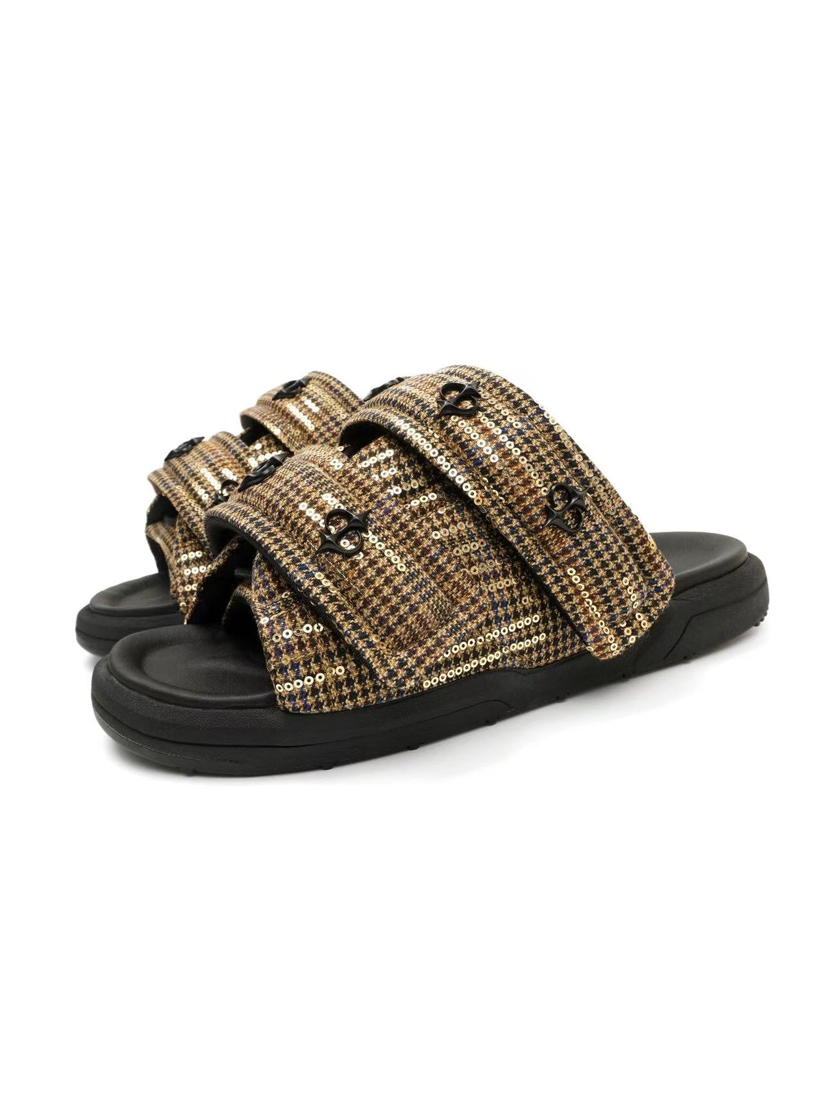 LE LOSANGE VUTURE SANDALS