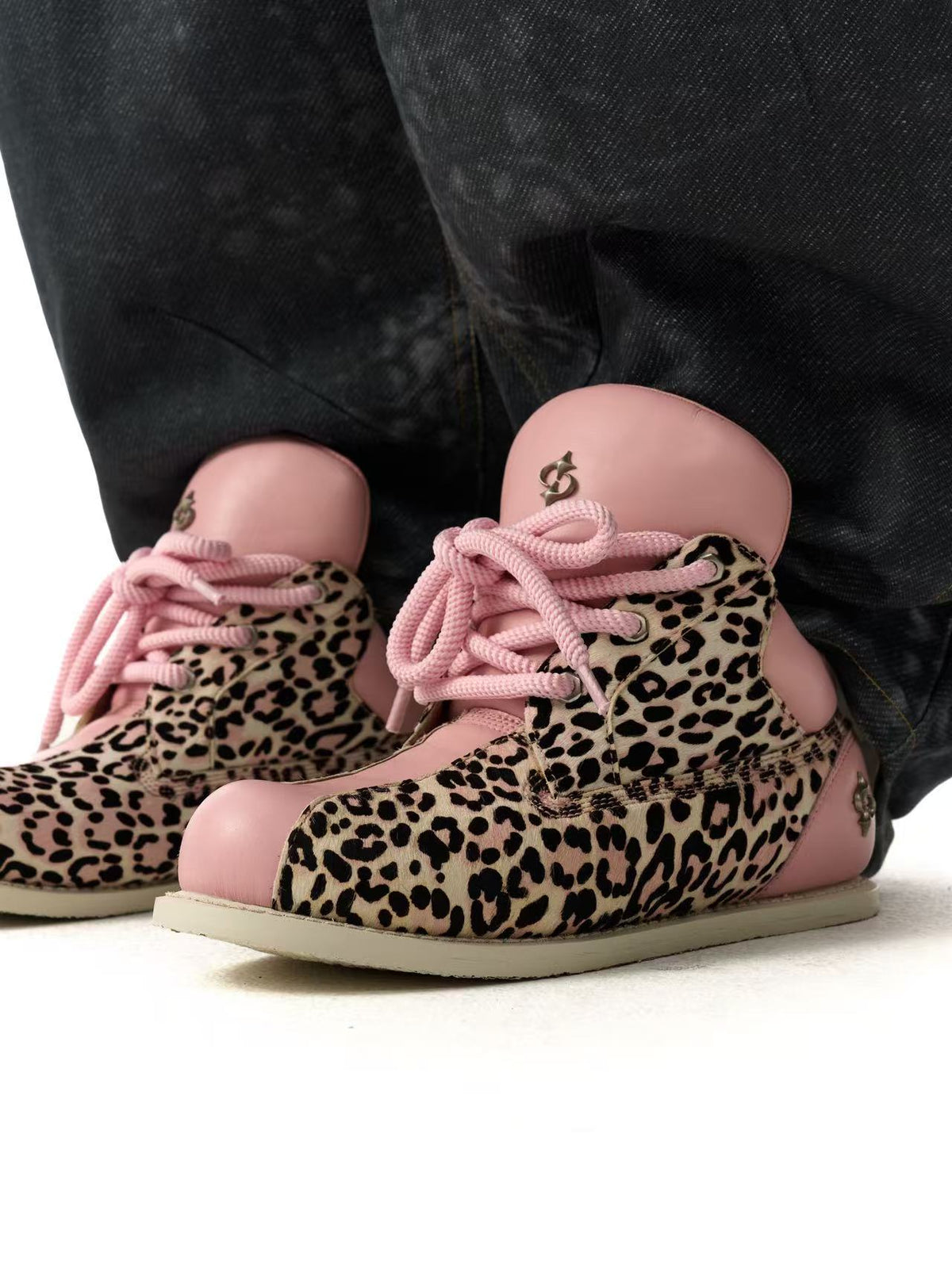 LE LOSANGE MOHAWK LOW-TOP SHOES