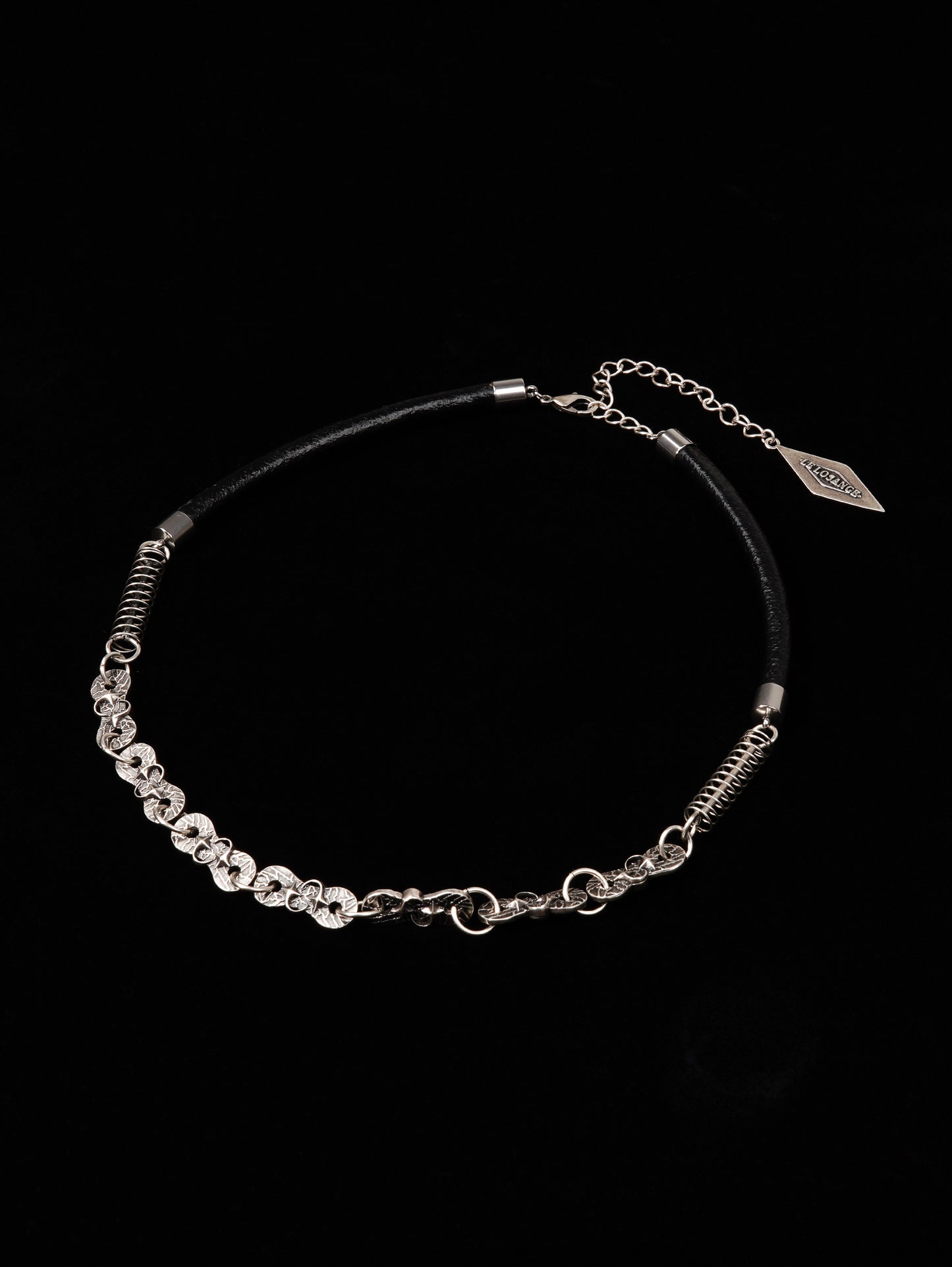 SPRING LEATHER CORD SPARKLE NECKLACE