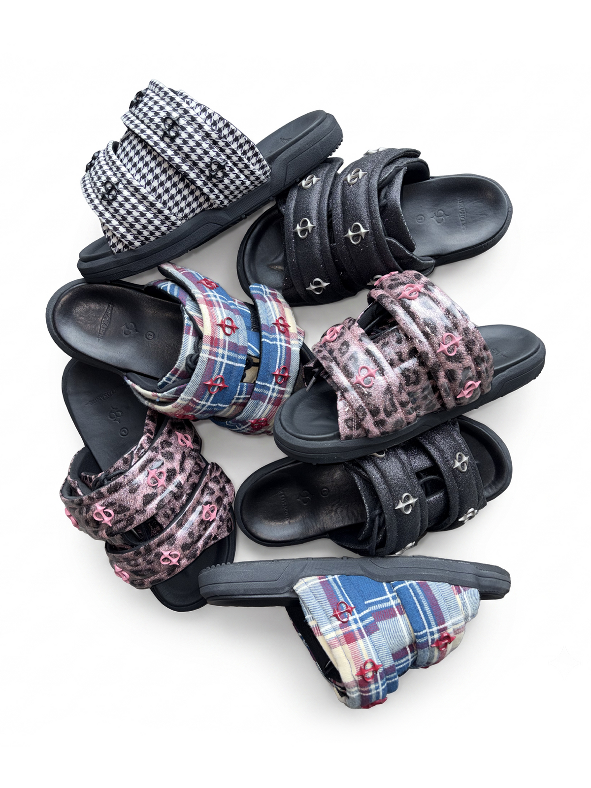 LE LOSANGE VUTURE SANDALS